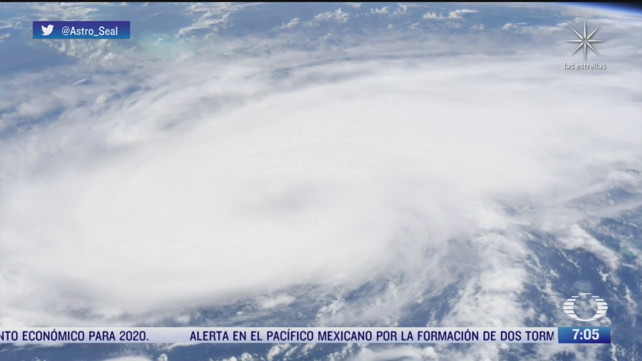 asi se ve el huracan laura desde el espacio