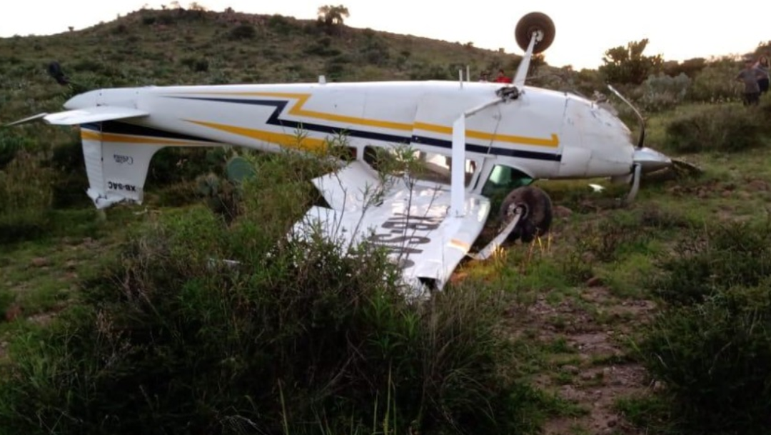 Se desploma avioneta en el Gran Peñón, San Luis Potosí