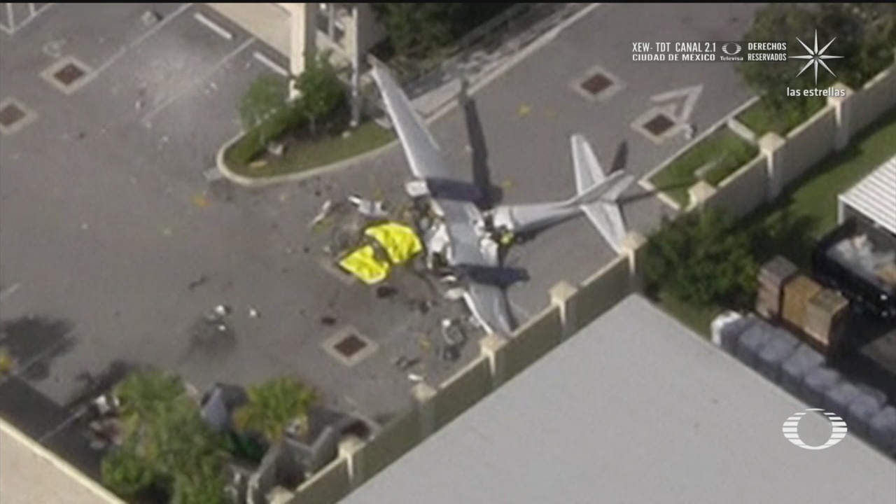 avioneta se estrella contra edificio en florida y mueren dos personas