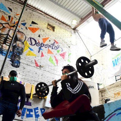 Sin miedo al éxito: Barras Praderas, un gimnasio callejero para alejarse del vicio