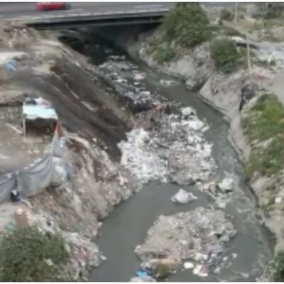 Clausuran tiradero ilegal en Ecatepec tras intoxicación de varios vecinos