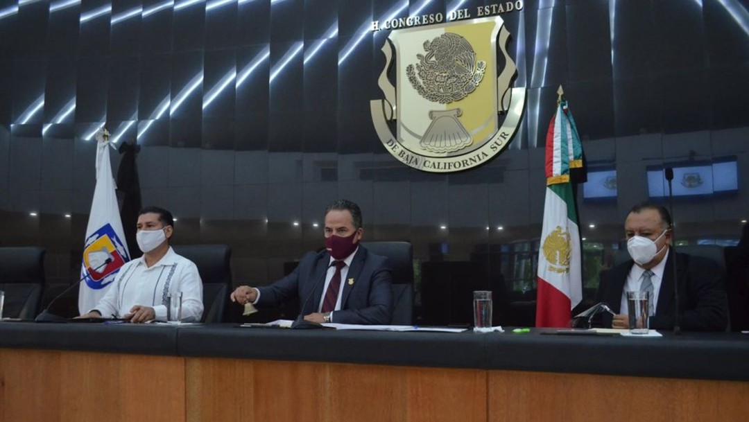 Congreso de Baja California Sur aprueba destitución de cinco diputados