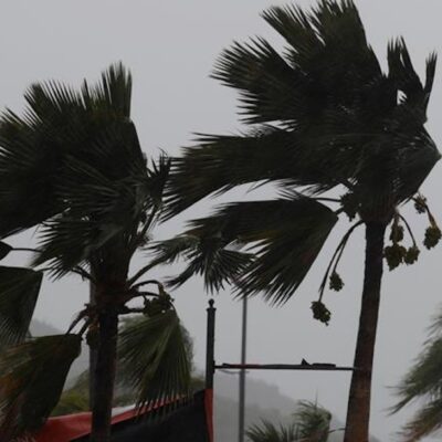 'Marco' se degrada a depresión tropical tras tocar tierra en EEUU