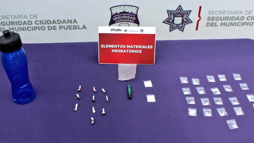 Detienen a menor con más de 30 dosis de droga en Puebla