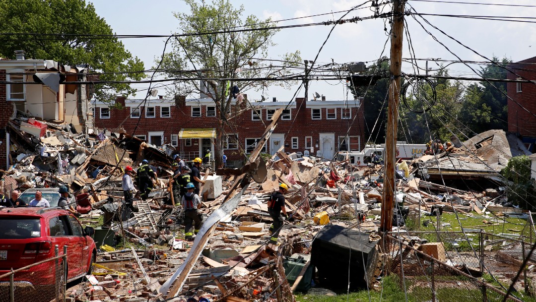 Explosión en Baltimore deja un muerto, cinco heridos y tres casas destruidas