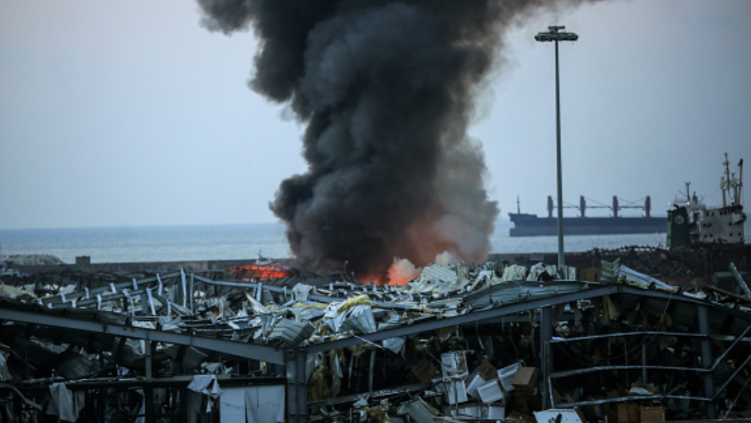 Nitrato de amonio causó explosión en puerto de Beirut