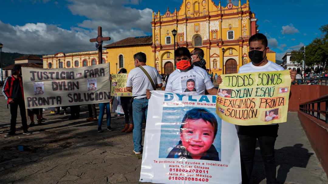 Familiares del bebé Dylan marchan en San Cristóbal, Chiapas; exigen su localización