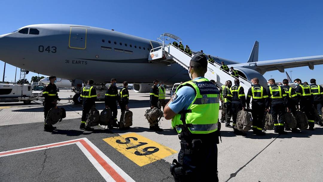 La Fiscalía de París abrió una investigación por la explosión del martes 4 de agosto en Beirut, Líbano; en tanto, Francia envió dos aviones militares con ayuda humanitaria