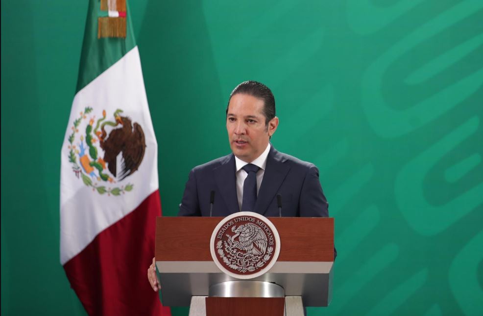 El gobernador de Querétaro, Francisco Domínguez, en confrencia de prensa matutina