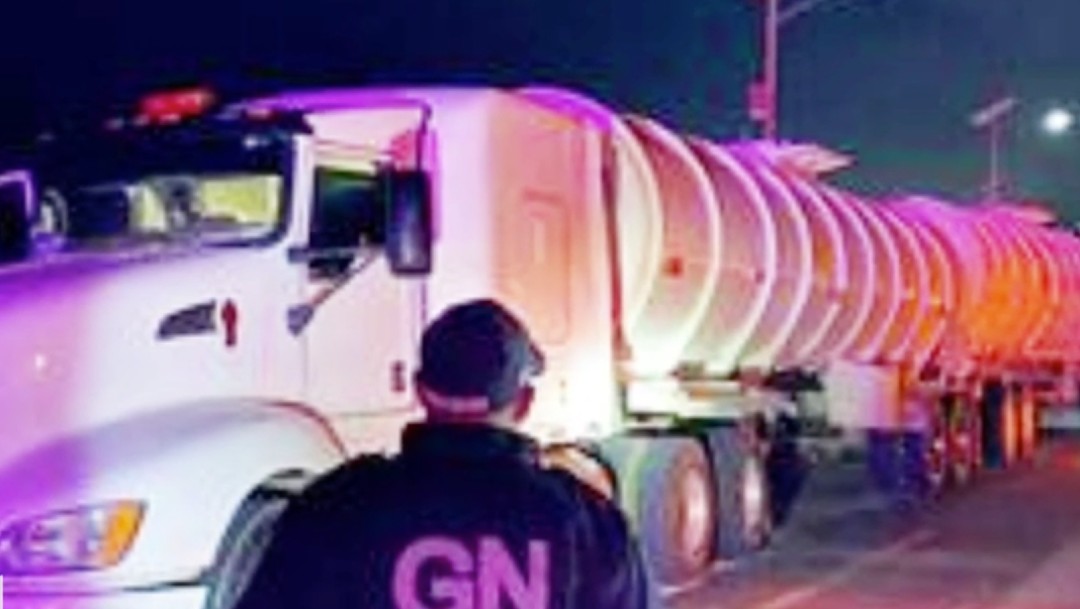 Guardia Nacional recupera dos camiones robados y asegura 62 mil litros de combustible en Durango