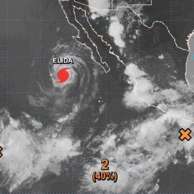 Huracán 'Elida' se debilita a categoría 1 lejos de las costas mexicanas