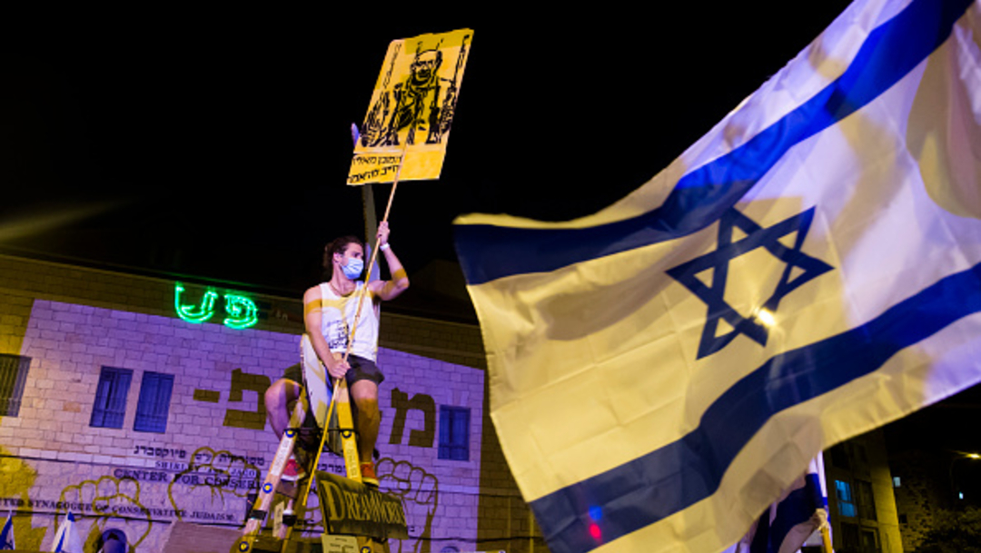 Continúan protestas en Israel para pedir renuncia de Netanyahu