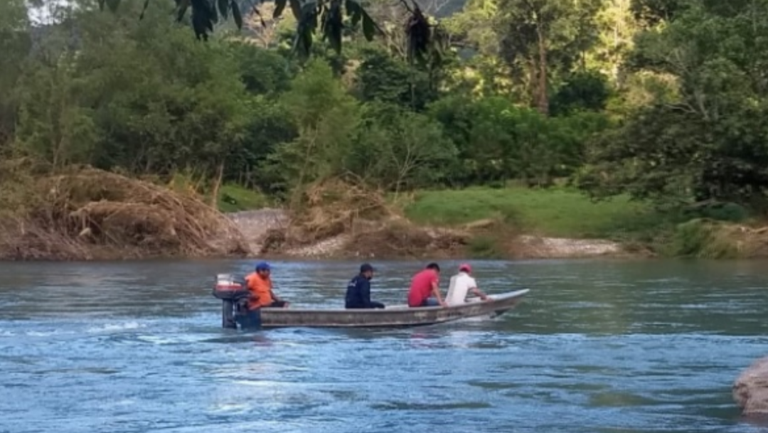 Operativo de Protección Civil en el Río Usila