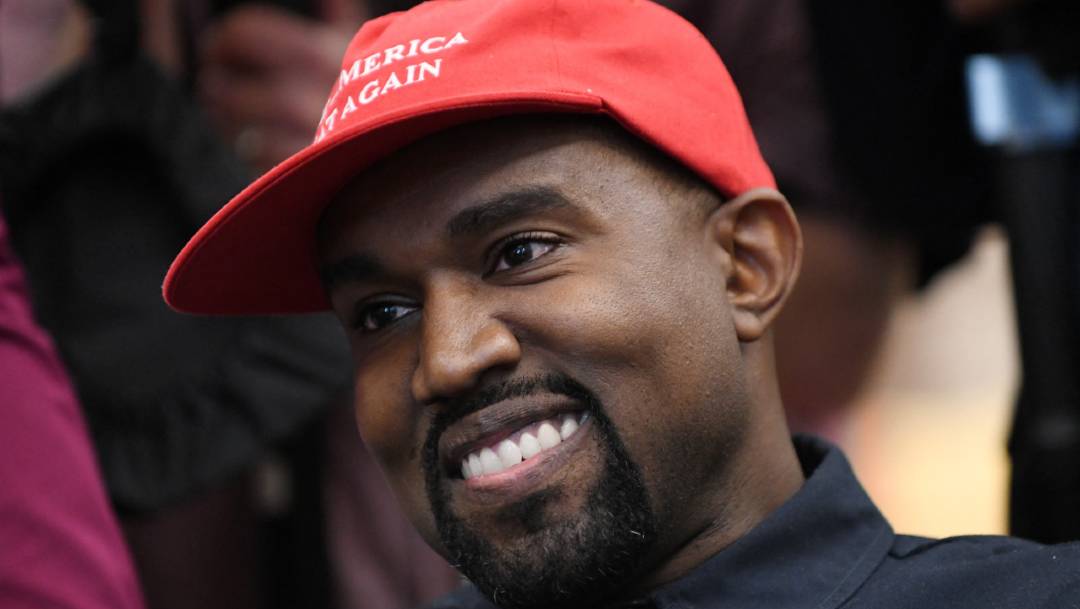 El rapero Kanye West presentó en Wisconsin 2 mil firmas para participar en la elección presidencial de noviembre de 2020