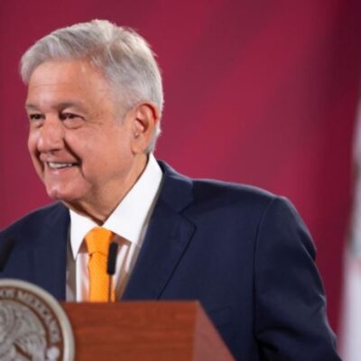 AMLO buscará revocar concesión para manejo del puerto de Veracruz