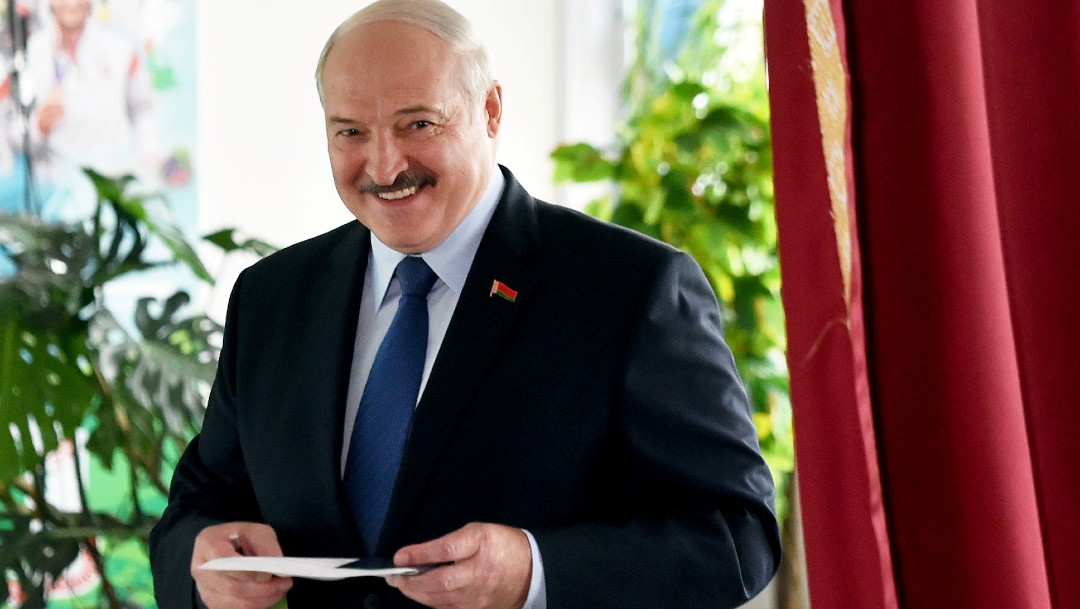 Lukashenko gana elección presidencial de Bielorrusia con más del 80% de los votos