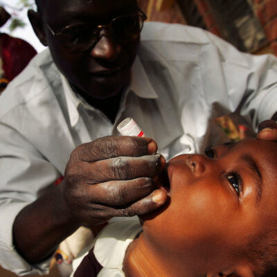 OMS declara libre de poliomielitis gran parte de África