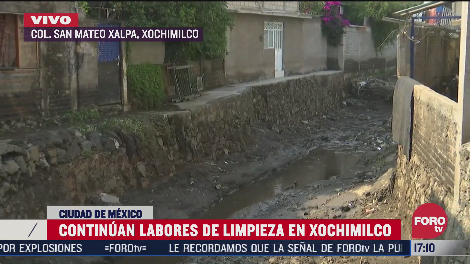 siguen trabajos de limpieza por deslave en colonia de xochimilco