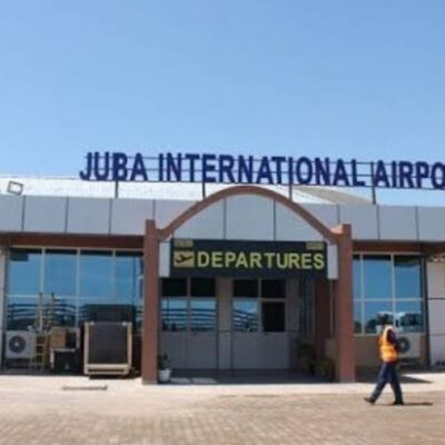 Tras despegue, avión con 8 ocupantes se estrella en un suburbio de Yuba, Sudán del Sur