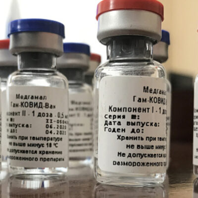 Rusia vacunará a sus médicos contra COVID-19 en dos semanas