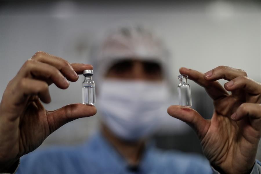 México-y-Argentina-producirán-vacuna-COVID-19