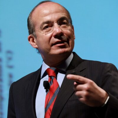 Felipe Calderón denuncia una campaña de 