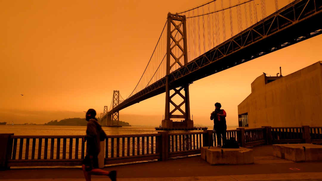 California es declarado en estado de emergencia por fuertes incendios