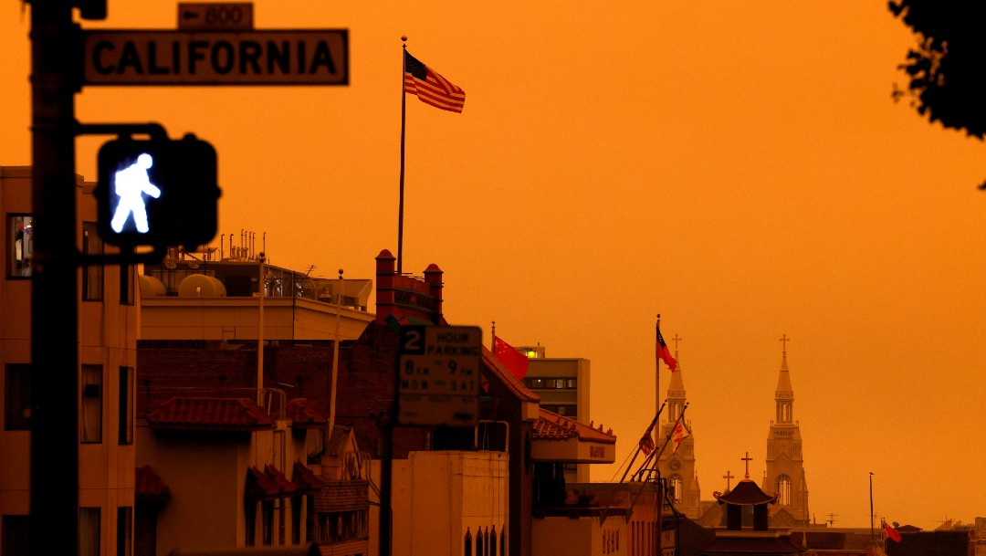 California es declarado en estado de emergencia por fuertes incendios