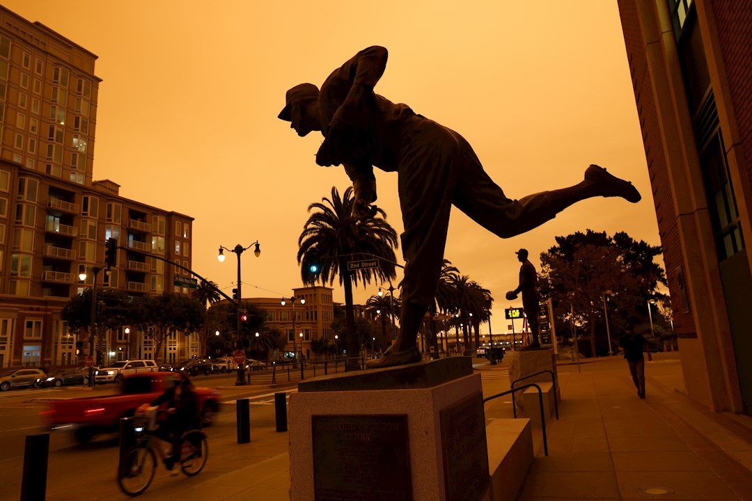 Fotos: El cielo naranja de California por los incendios