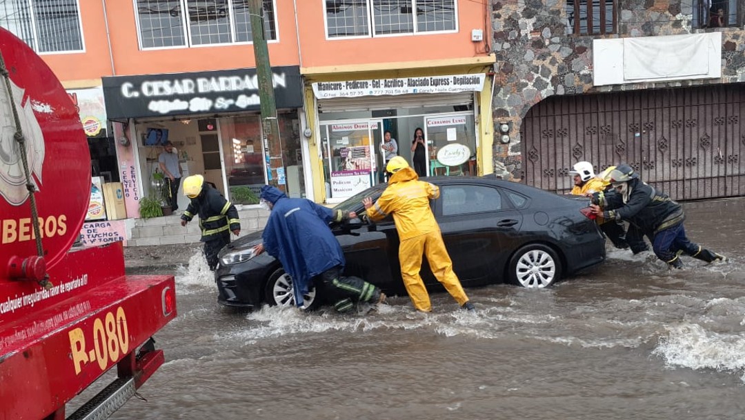Fuertes lluvias causan afectaciones en Morelos, Oaxaca y Valle de México