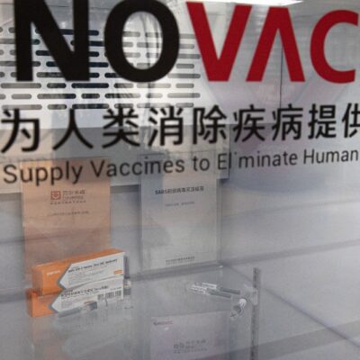 Vacuna china de Sinovac contra COVID-19 podrá aplicarse masivamente a principios de 2021