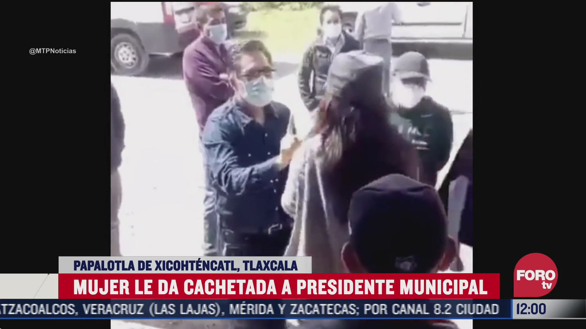 mujer cachetea a presidente municipal en tlaxcala