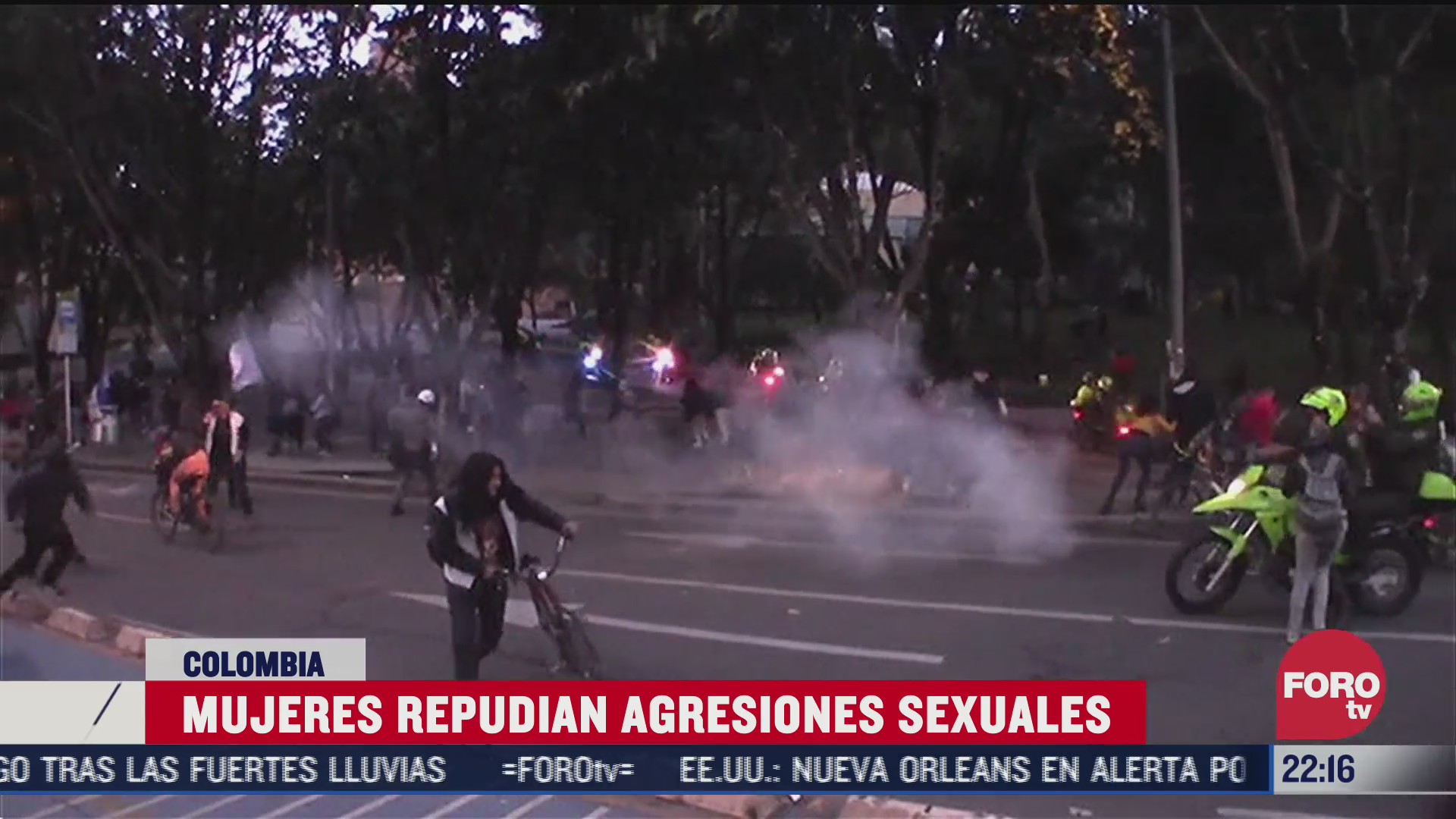 mujeres protestan en colombia contra agresiones policiacas