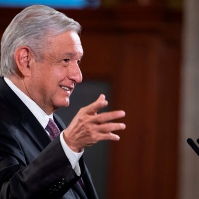 México planea dejar de vender petróleo y apostar por la ‘autosuficiencia’, asegura AMLO