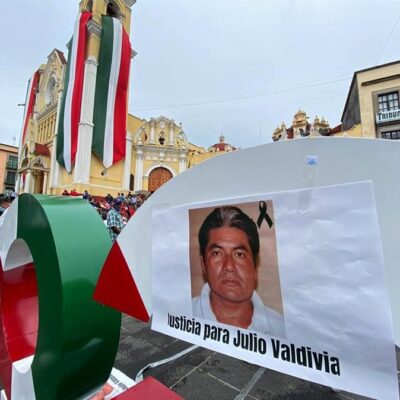 Realizan funeral del periodista Julio Valdivia, asesinado en Veracruz