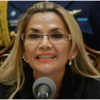 Jeanine Áñez deja su candidatura a la presidencia de Bolivia