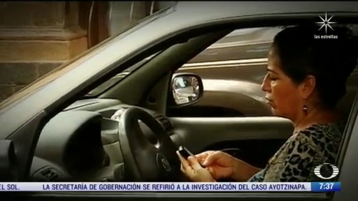 senado prohibe usar celular en carreteras de todo el pais
