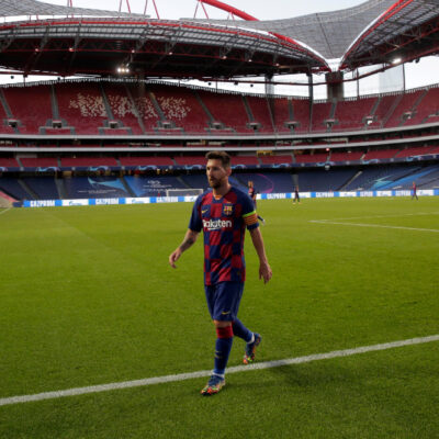 Messi se queda en el Barcelona, aseguran medios argentinos