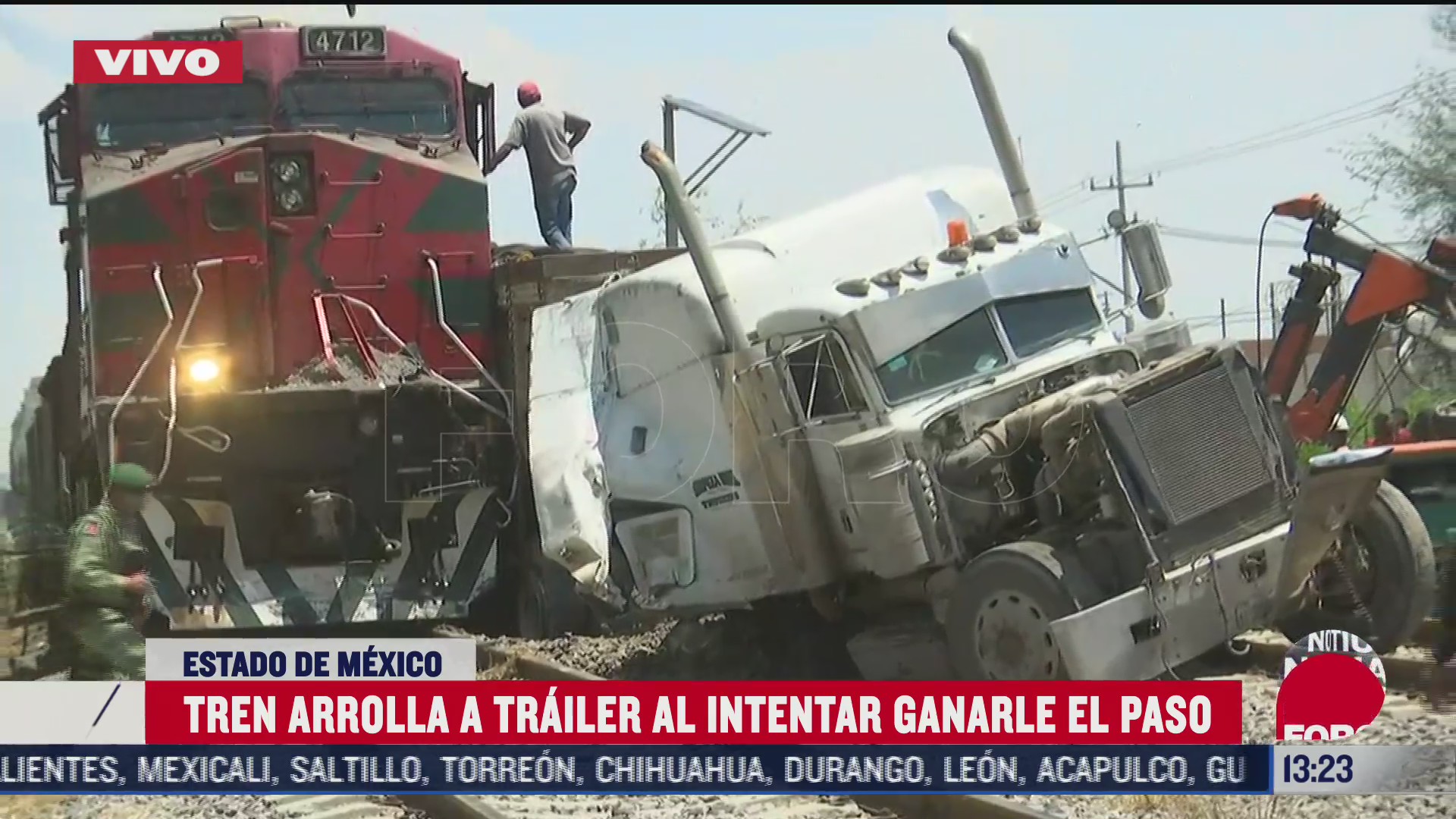 tren arrolla trailer al intentar ganarle el paso en nextlalpan estado de mexico