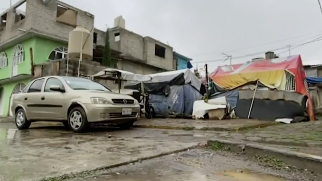 Familias damnificadas por el sismo del 19S viven sin casa segura en Iztapalapa