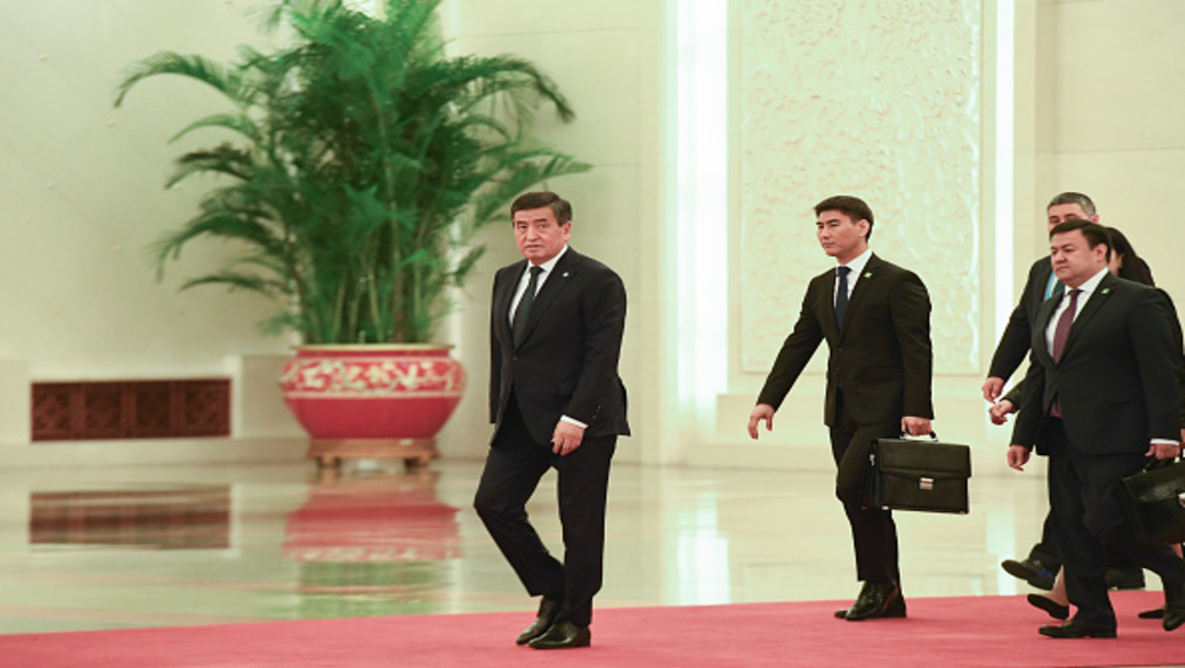 Presidente de Kirguistán renuncia "para evitar violencia” (Getty images, archivo)