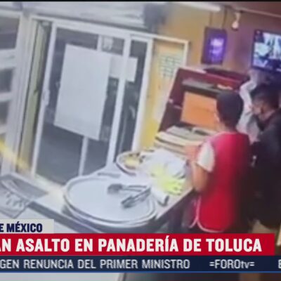 Graban asalto a una panadería en Toluca, Estado de México