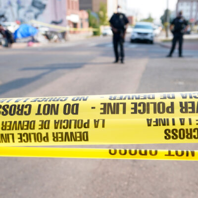Tiroteo durante protestas en Denver deja un muerto; hay un detenido