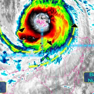 Huracán 'Delta' se intensifica a categoría 2 tras dejar México rumbo a EEUU