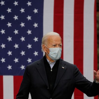 Joe Biden pide a simpatizantes ‘ser patriotas y usar mascarilla’ por COVID-19