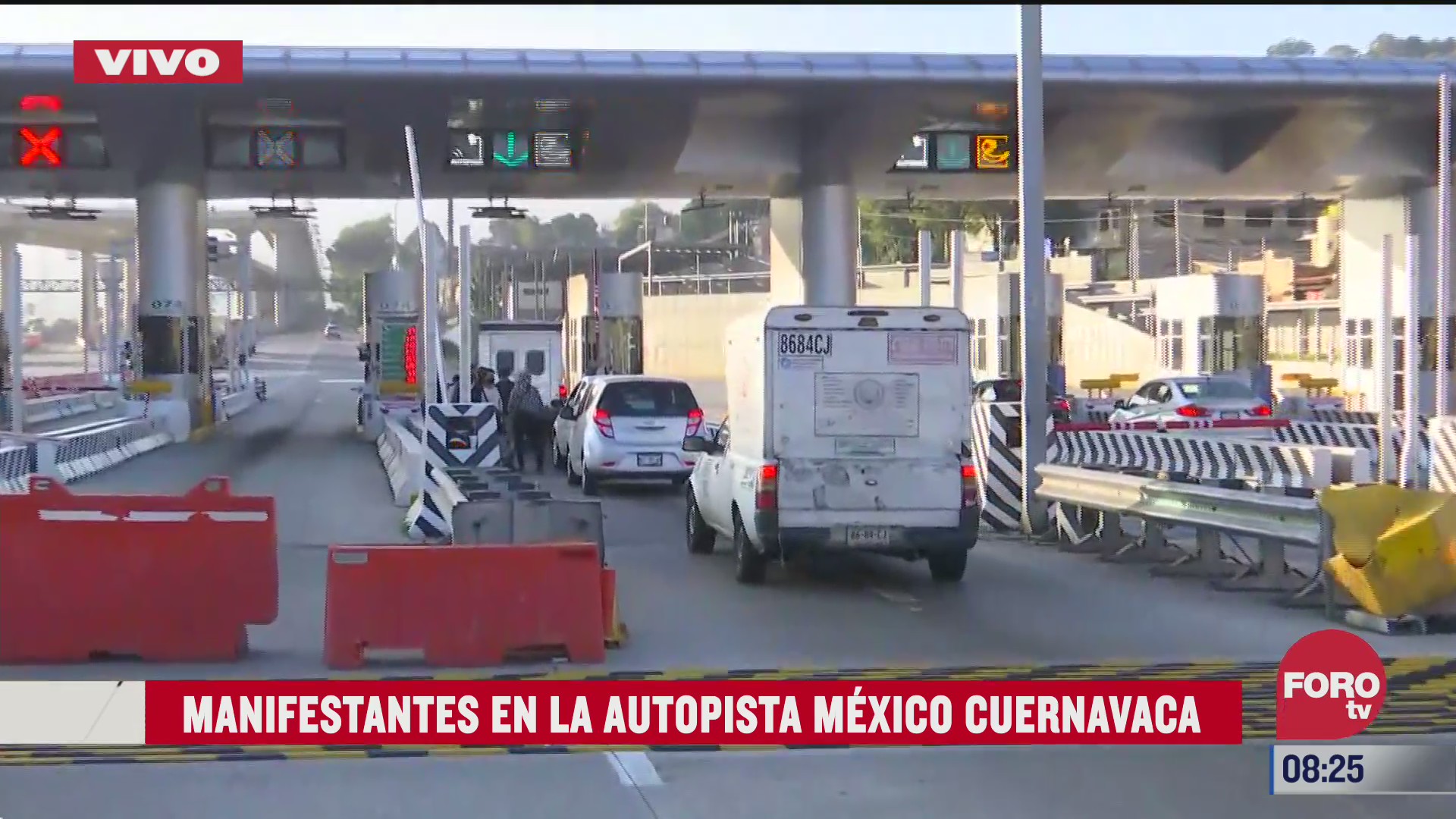 manifestantes en la autopista mexico cuernavaca