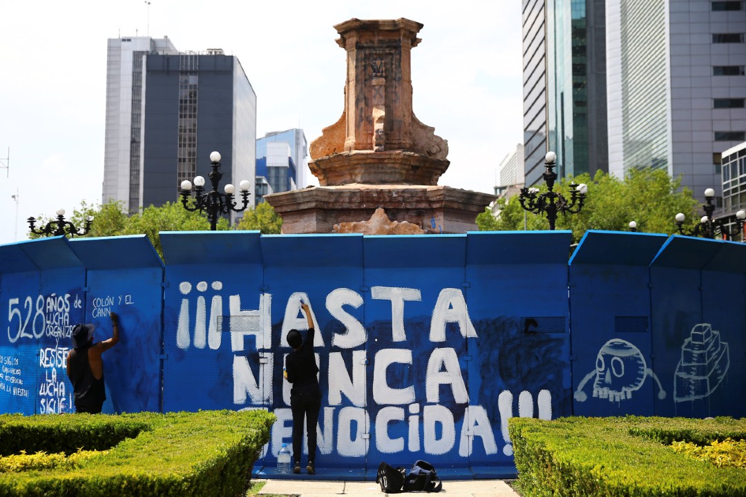 Cerco-policial-impide-derribo-de-estatua-de-Colón-en-CDMX