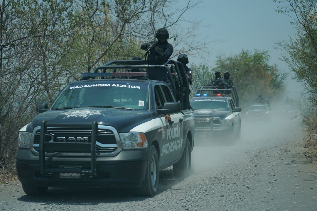 Abandonan-cuatro-cuerpos-en-carretera-de-Michoacán