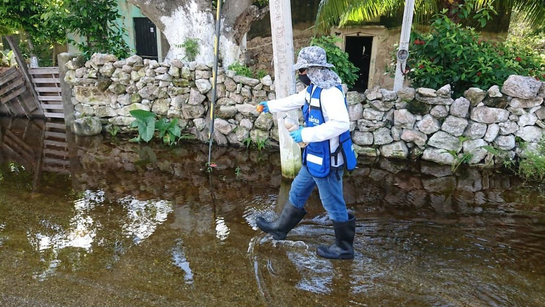 Persisten inundaciones en más de 10 colonias de Yucatán tras paso de ciclones