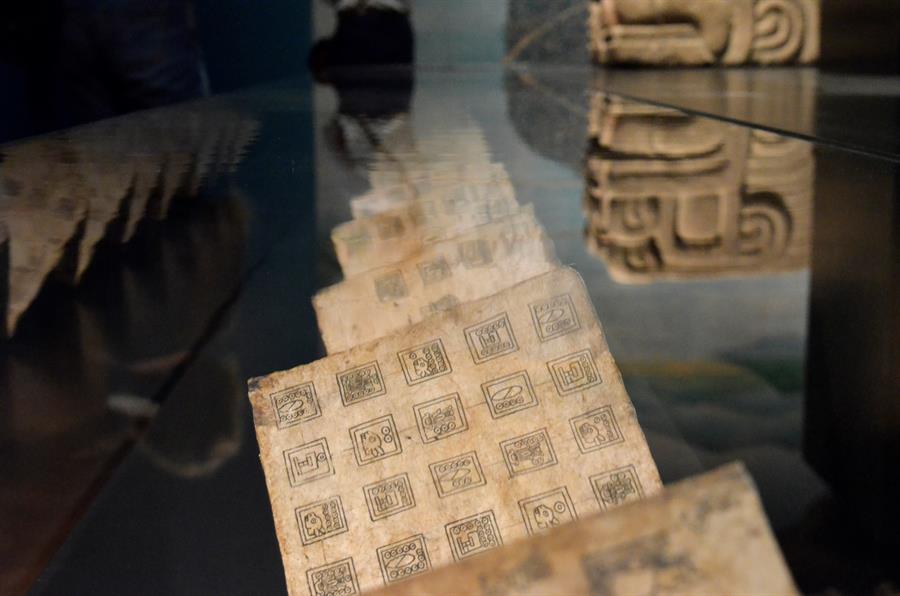 Tenochtitlán-llega a-Viena-con-exposición-de-los-Aztecas